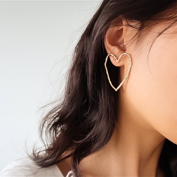 🔵𝟲𝟱%𝗢𝗙𝗙 𝗯𝘂𝗻𝗱𝗹𝗲𝘀 𝟯+🔵 NEW 925 Gold Large Heart Drop Earrings - Picture 4 of 14